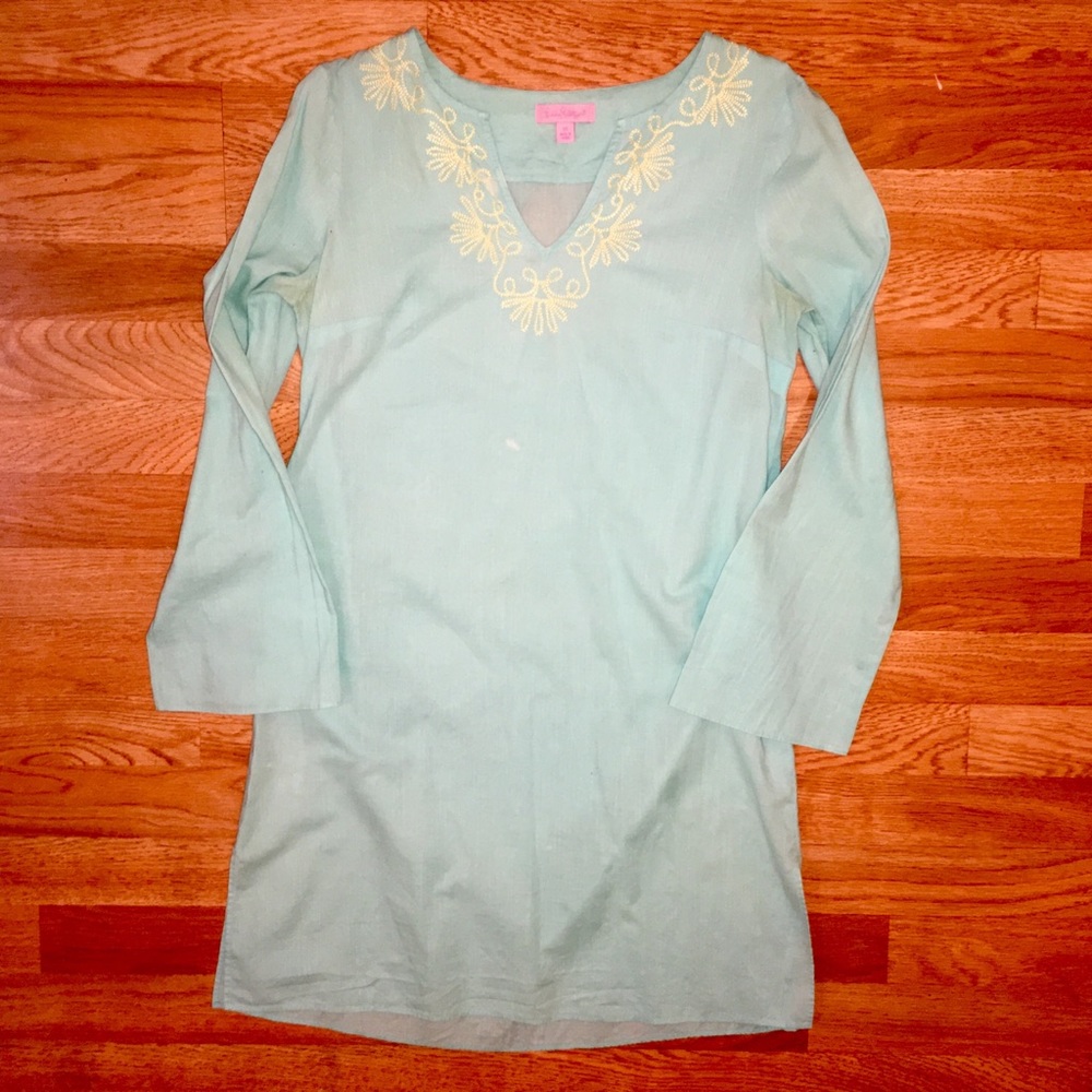 Lilly Pulitzer extra small to Nick beach cover-up